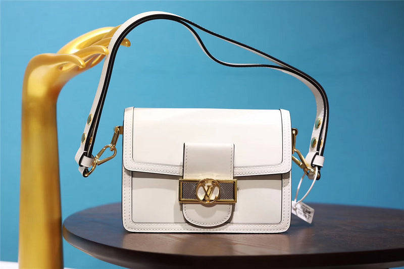 Fan Fashion Lu-Vi bags - 8129