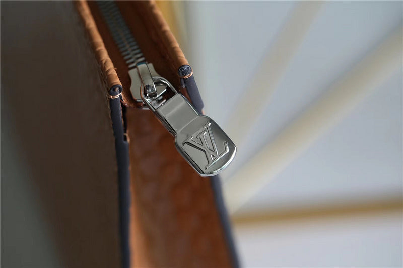 Fan Fashion Lu-Vi bags - 9028