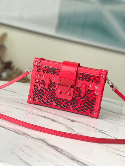 Fan Fashion Lu-Vi Bags - 16776