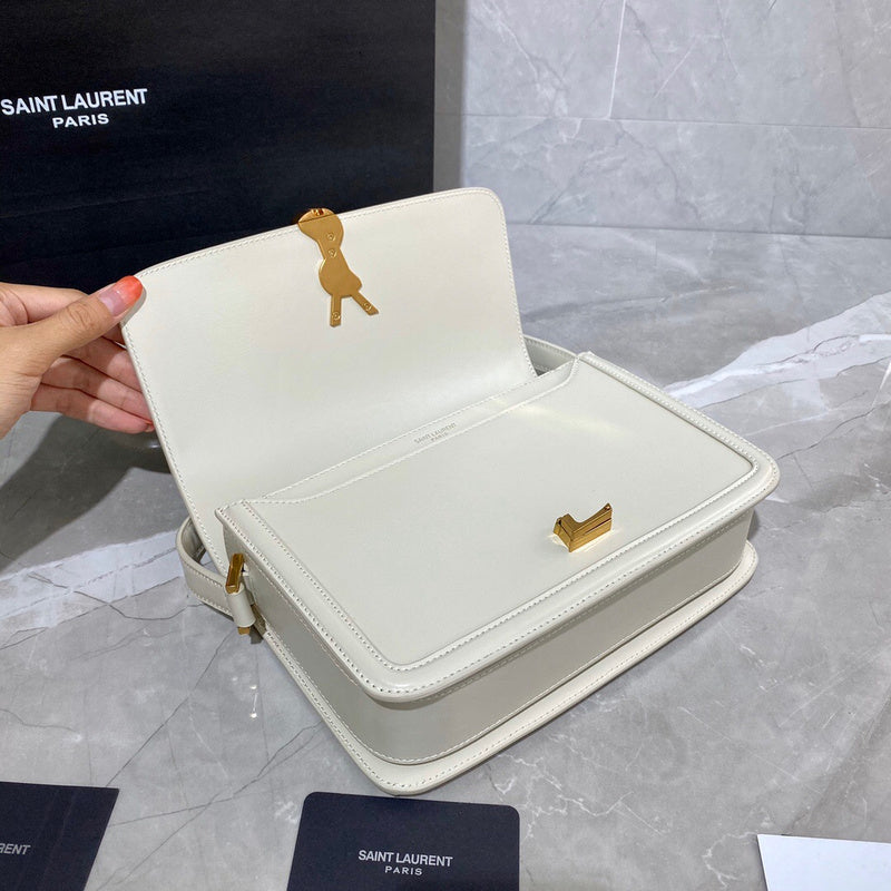 Amelia - YSL Bag - 4110