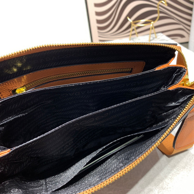Barnes-Bags - Prada Bags - 809