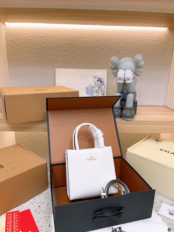 Amelia - CCH Bags - 090