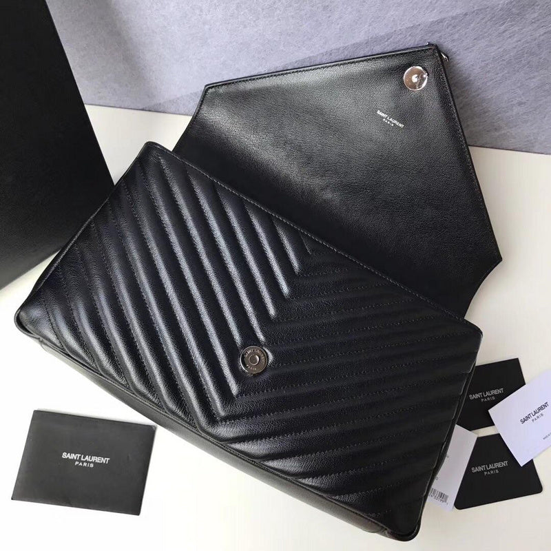 Amelia - YSL Bag - 2664
