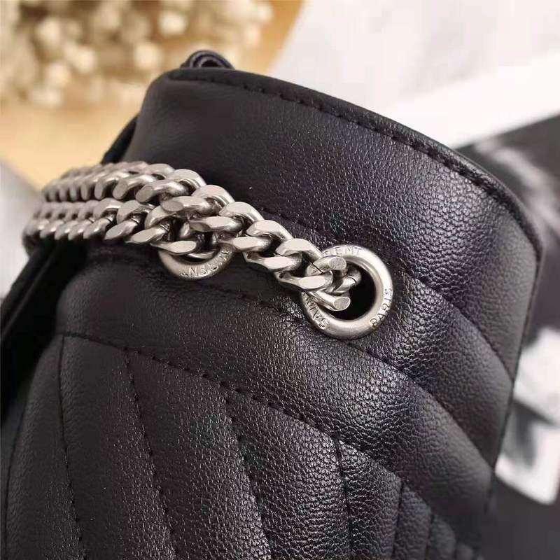 Amelia - YSL Bag - 2808