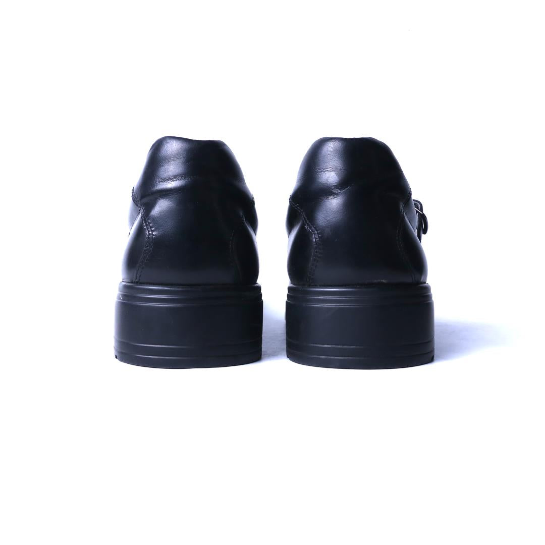 CLARKS .