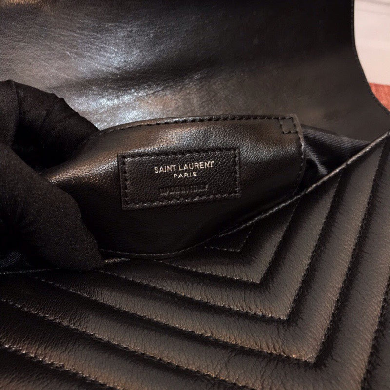 Amelia - YSL Bag - 2189