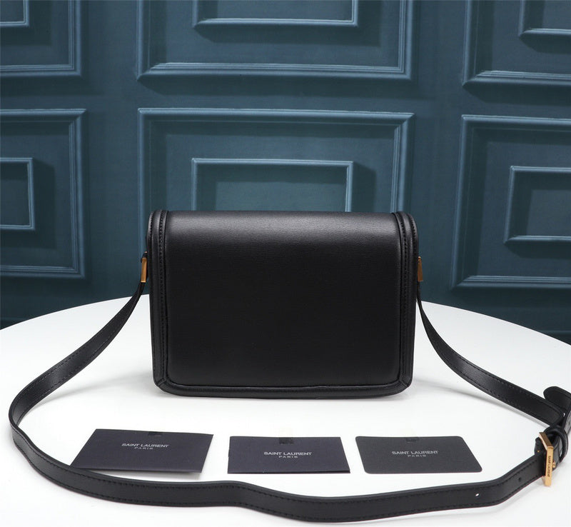 Amelia - YSL Bag - 2136