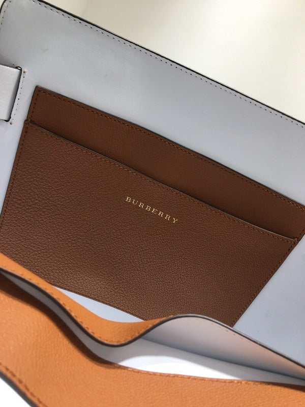 Burberry Bags - Bagsattire   380