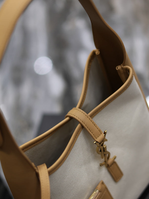 Amelia - YSL Bag - 1854