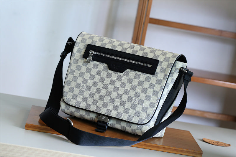 Fan Fashion Lu-Vi bags - 10498