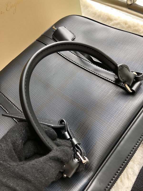 Burberry Bags - Bagsattire   373