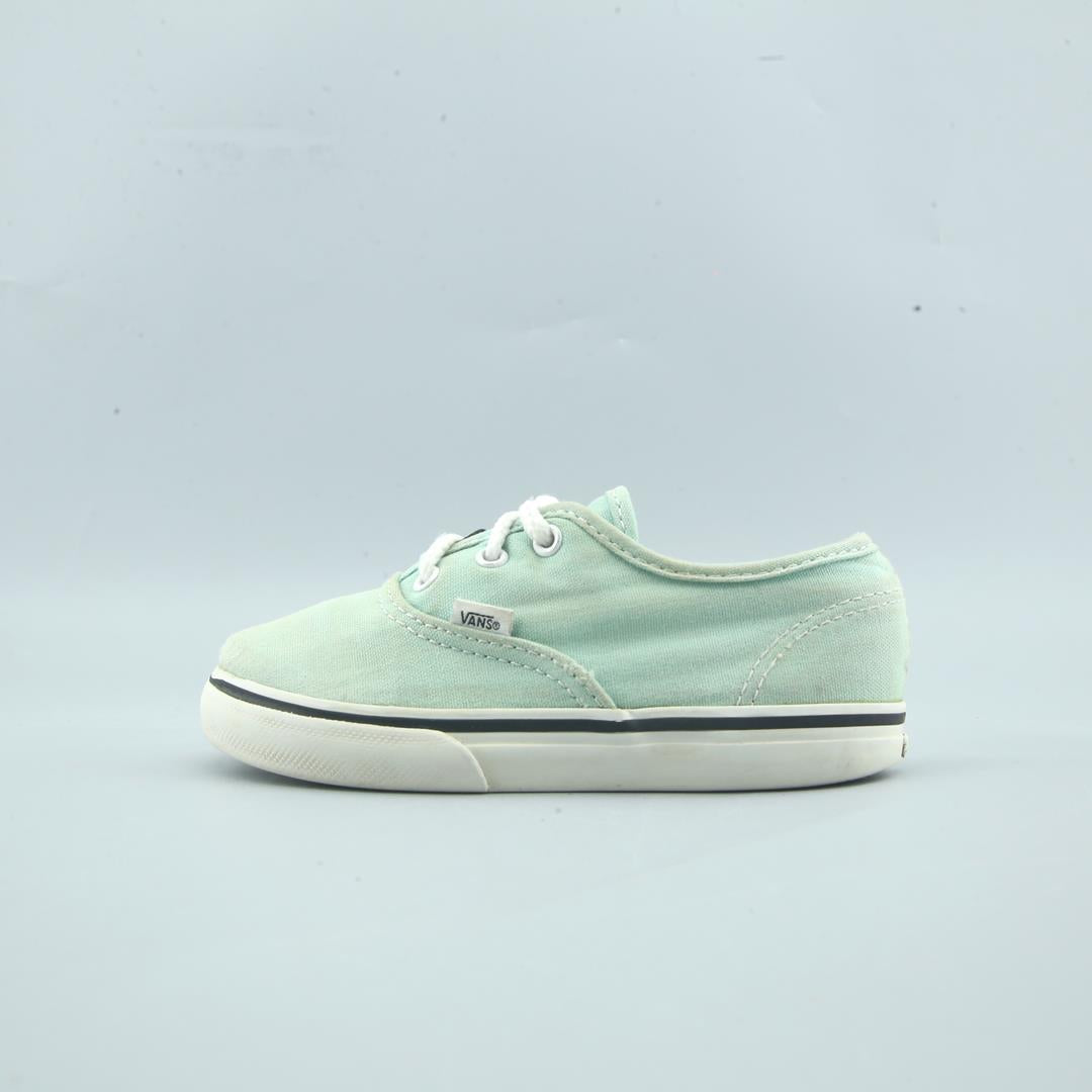 VANS AUTHENTIC