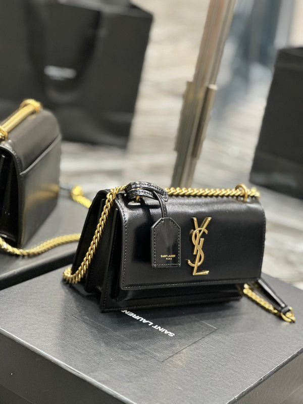 Amelia - YSL Bag - 1968