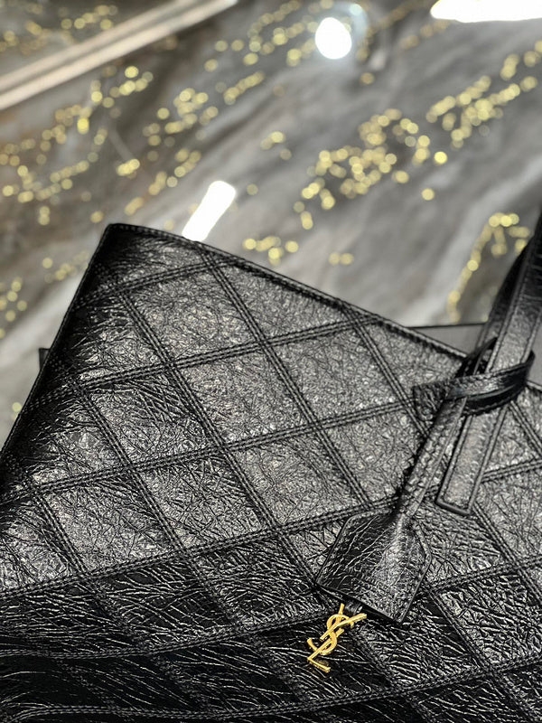 Amelia - YSL Bag - 3686