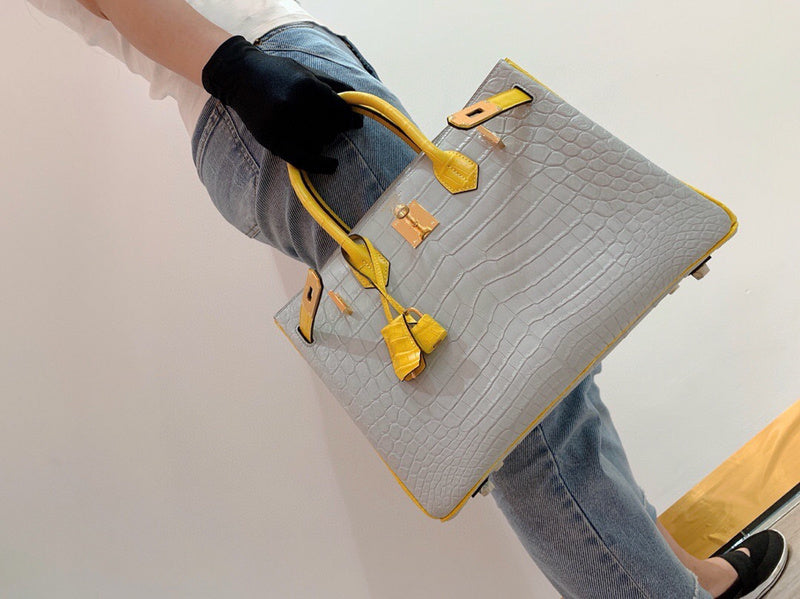 Amelia - HMS Bags - 1654