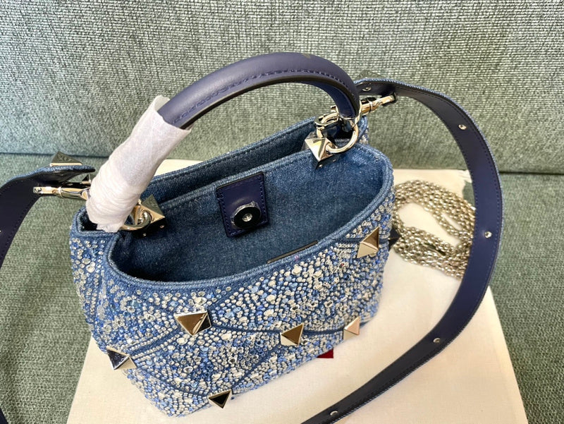 Amelia's Bag Gallery - VEL Bags - 003