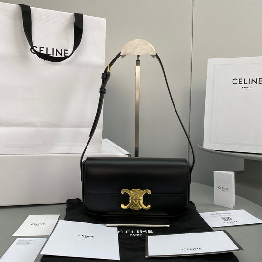 CE Triomphe Shoulder Bag Black For Women 8in/20Amelia194143BF4.38NO