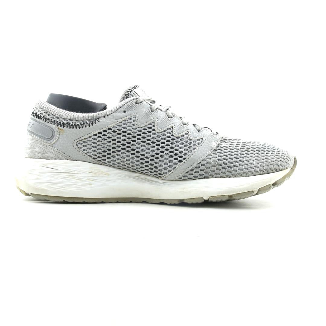 ASICS ROADHAWK FF 2
