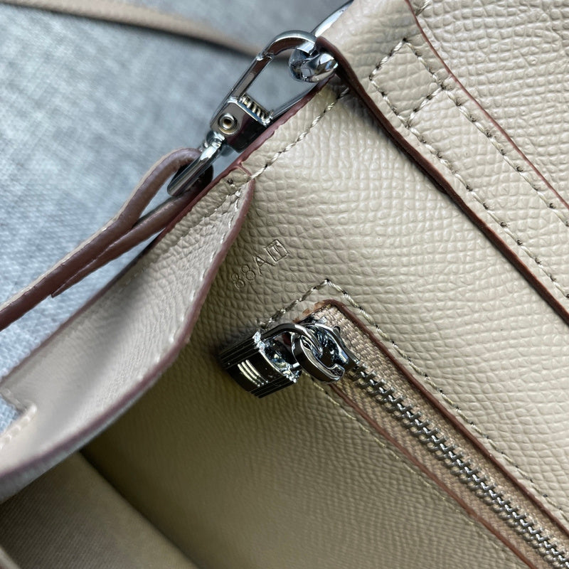 LO - HRMS DESIGNER BAGS - WOMEN BAGS - 470