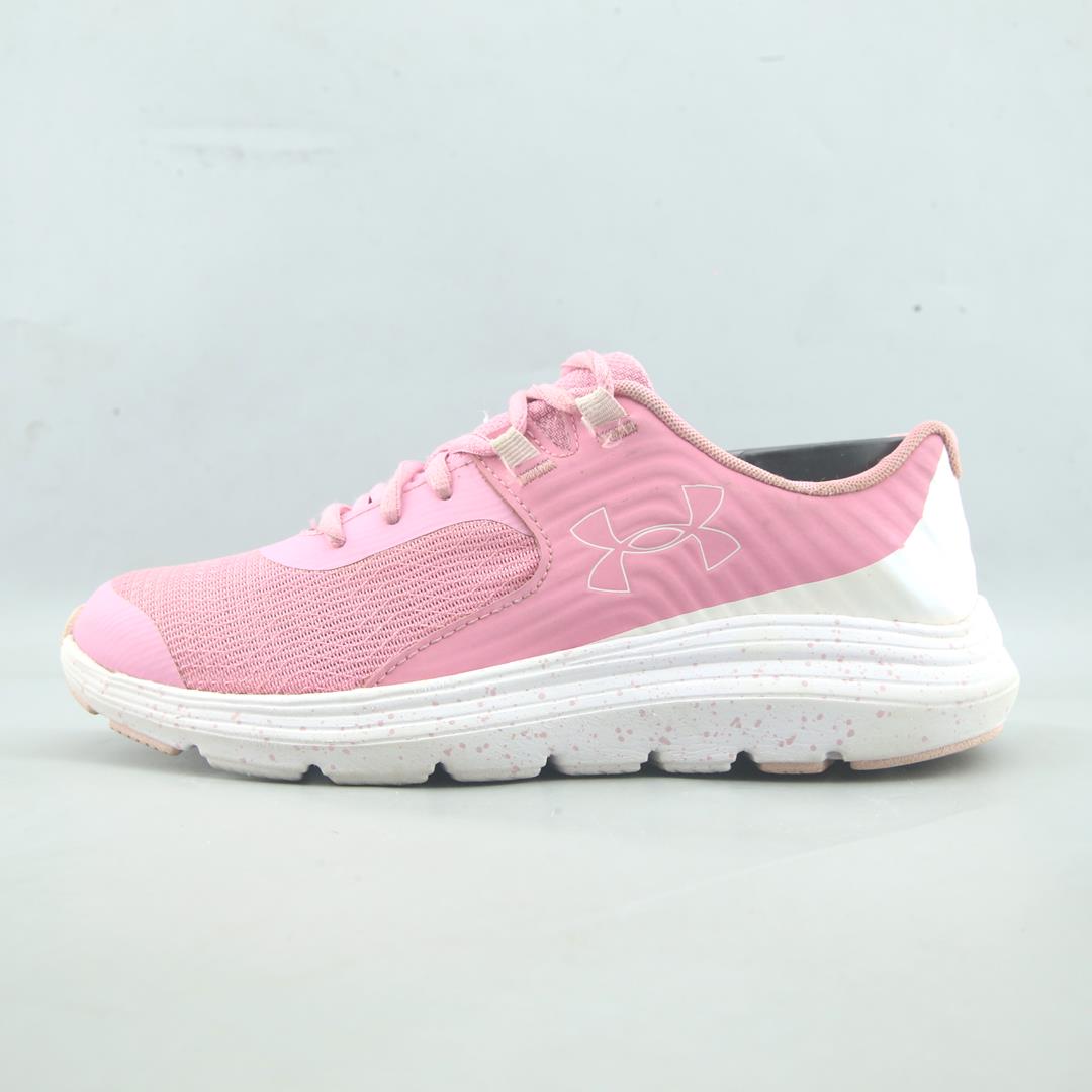 UNDER ARMOUR OUT HUSTLE