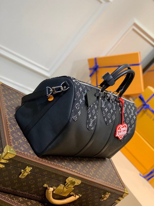 Fan Fashion Lu-Vi bags - 17254