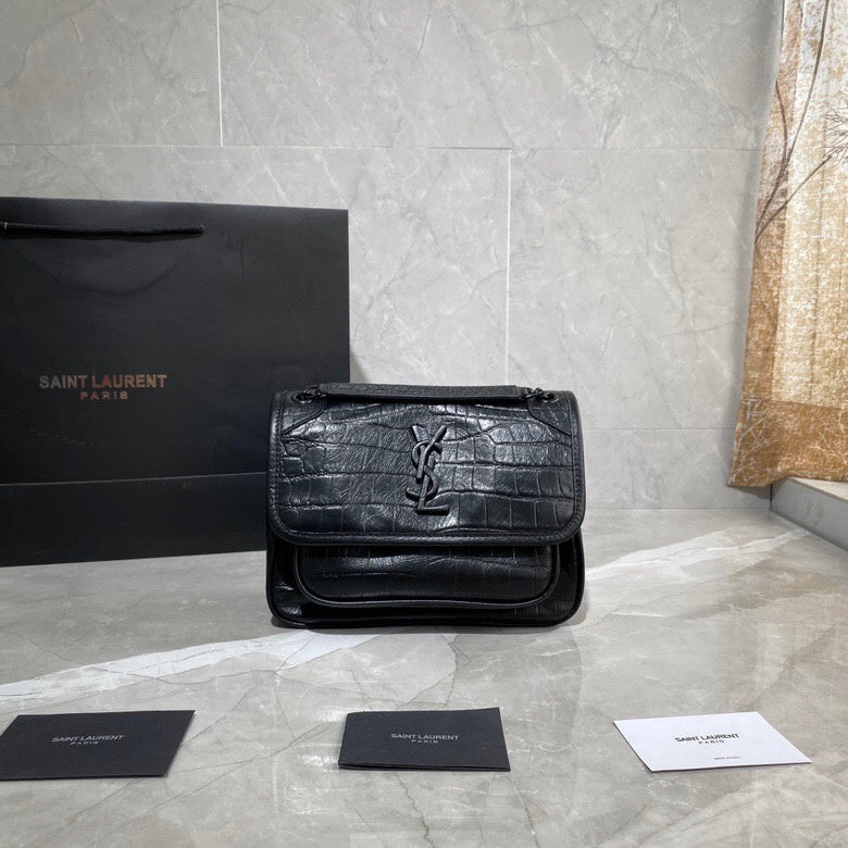 Amelia - YSL Bag - 4067