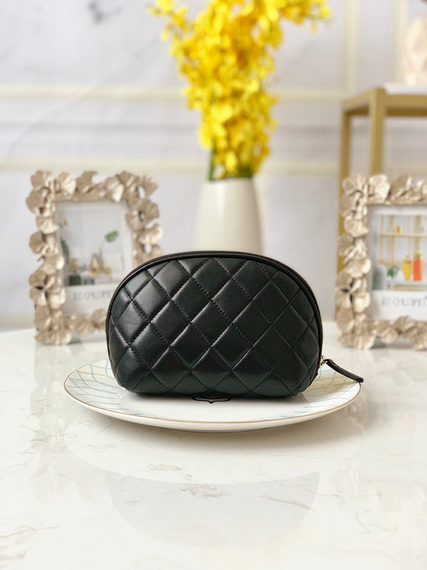 Wellow Bags - Chanel - Bags  - 111