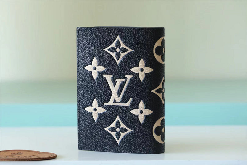 Fan Fashion Lu-Vi bags - 10611
