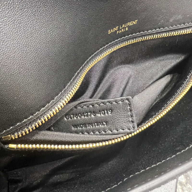 Amelia - YSL Bag - 3625