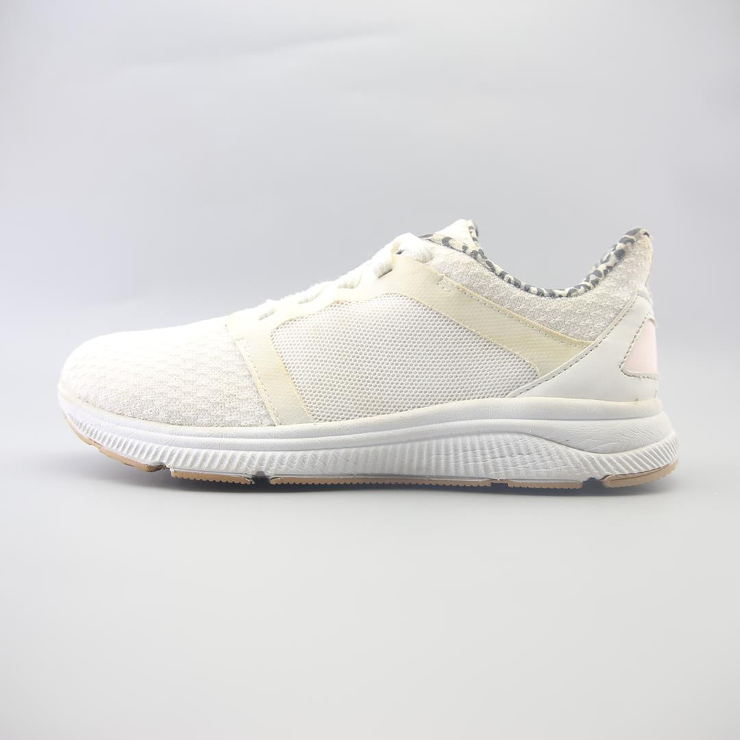 AVIA MEMORY FOAM