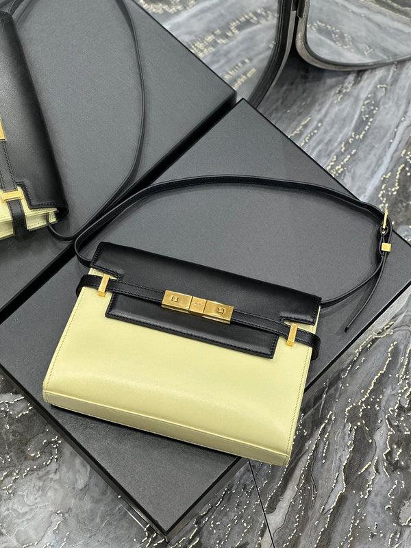 Amelia - YSL Bag - 1910