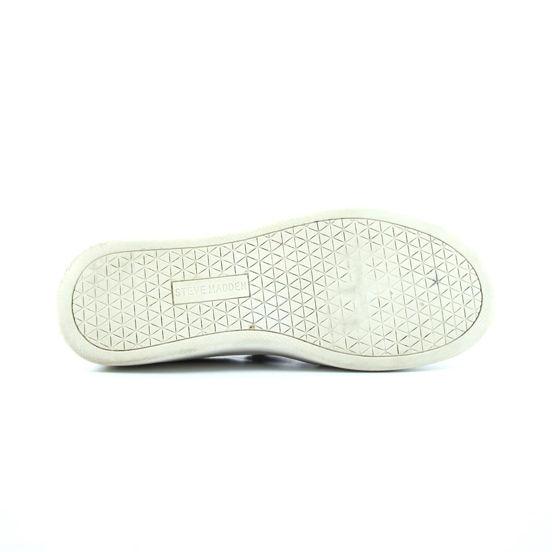 STEVE MADDEN .