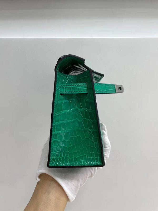 Amelia - HMS Bags - 1533
