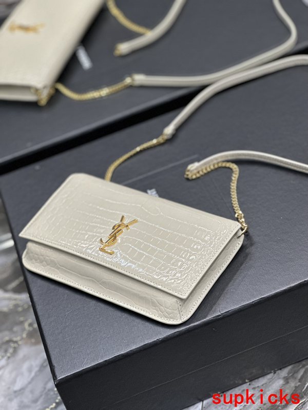Amelia- Mix Wallets - 490