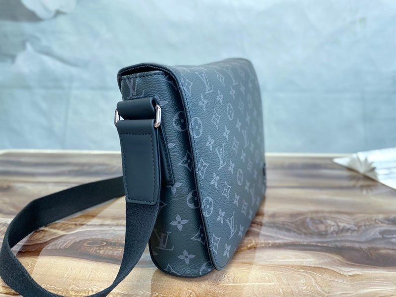 Fan Fashion Lu-Vi bags - 17440