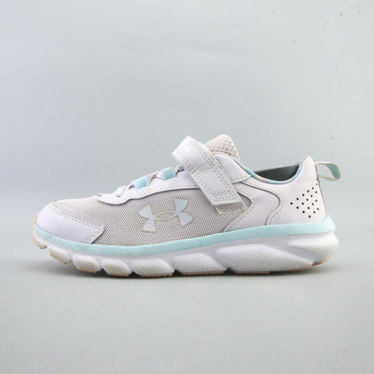 UNDER ARMOUR  ASSERT 9