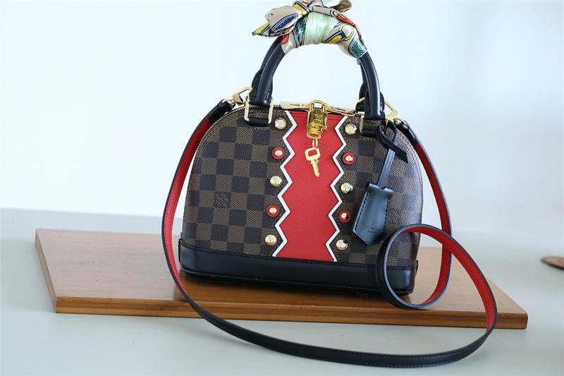 Amelia - LOV Lady Bags - 1858