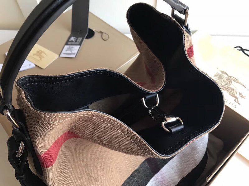 Burberry Bags - Bagsattire   438