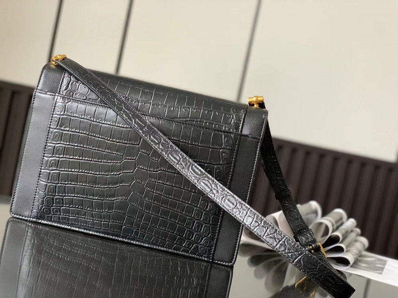 Amelia - YSL Bag - 3760