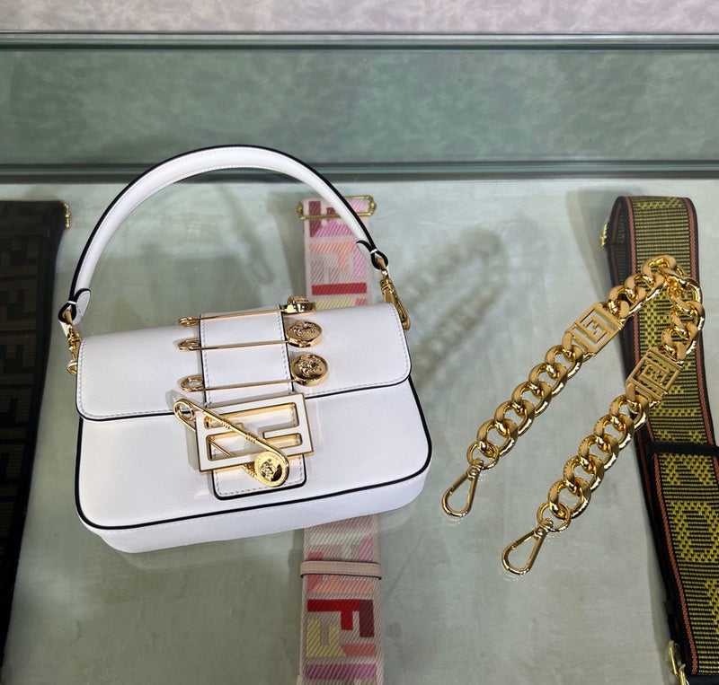Amelia's Bag Gallery - VAR Bags - 219