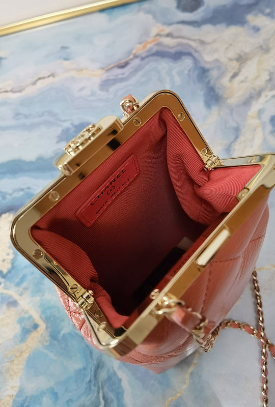 Wellow Bags - Chanel - Bags  - 410