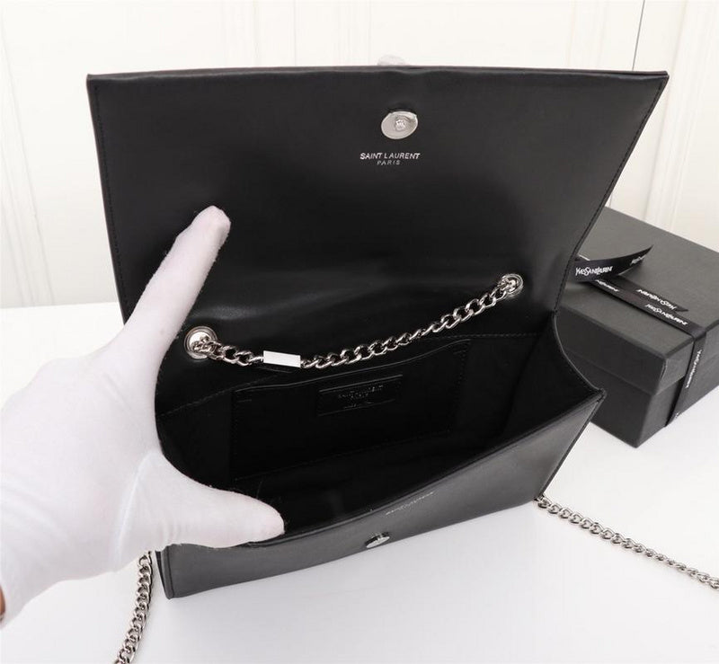 Amelia - YSL Bag - 2606