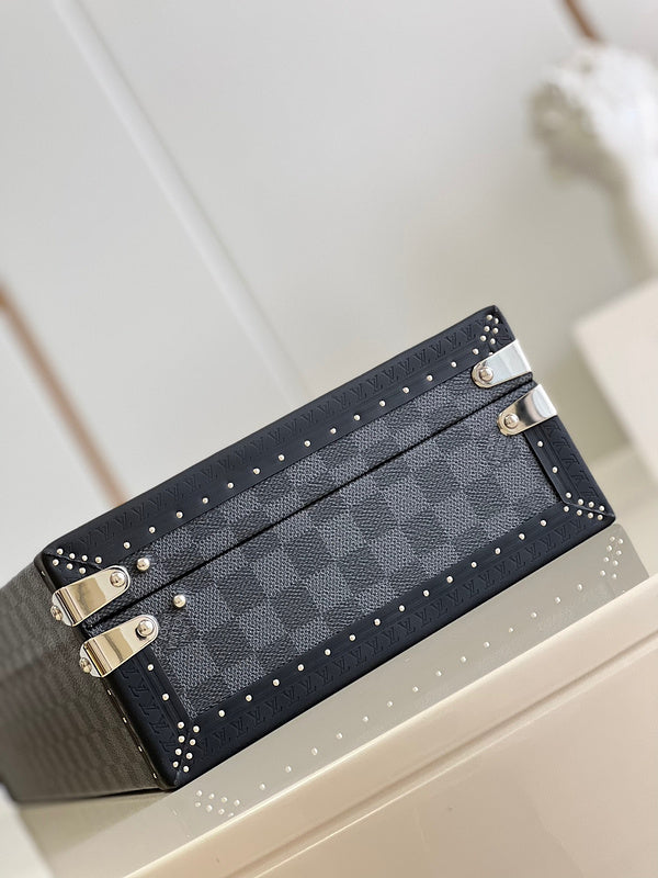 Fan Fashion Lu-Vi bags - 9505