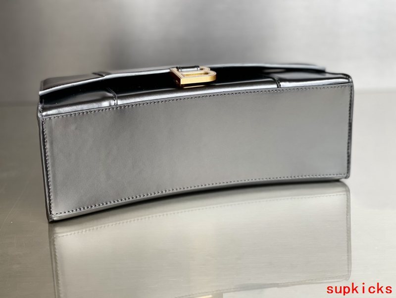 Amelia- BG Hourglass Bags - 026