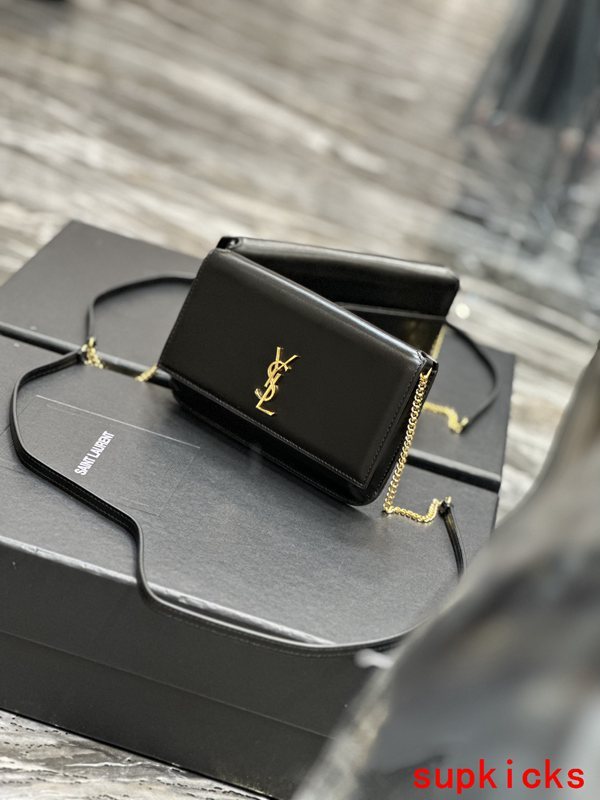 Amelia- Mix Wallets - 458