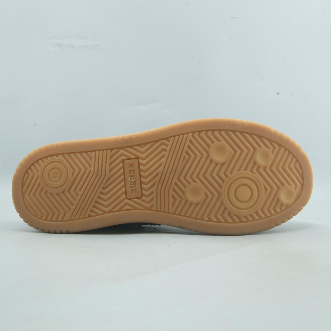 KELME  .