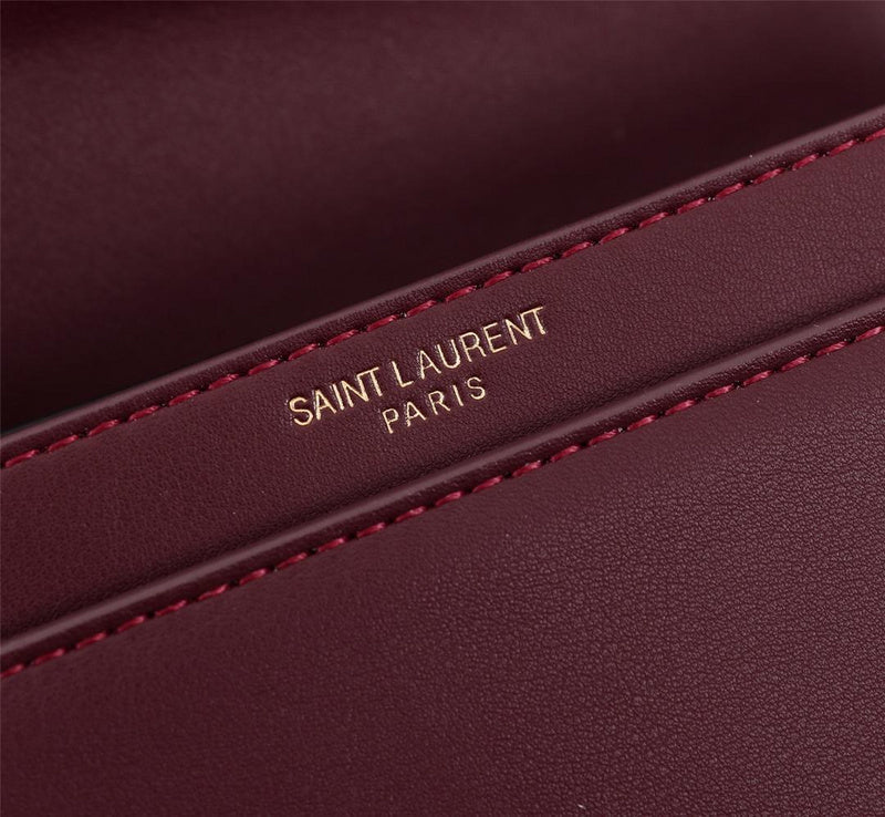 Amelia - YSL Bag - 2827