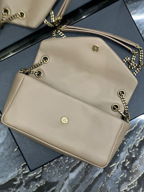 Amelia - YSL Bag - 1831