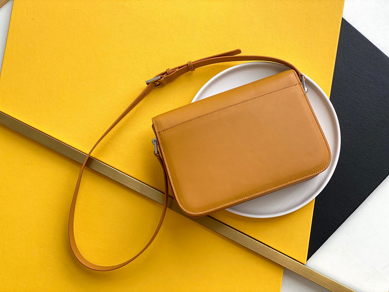 Amelia - YSL Bag - 4153