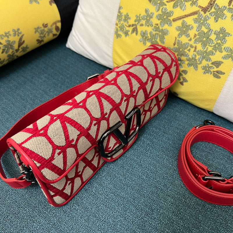 Amelia's Bag Gallery - VEL Bags - 404